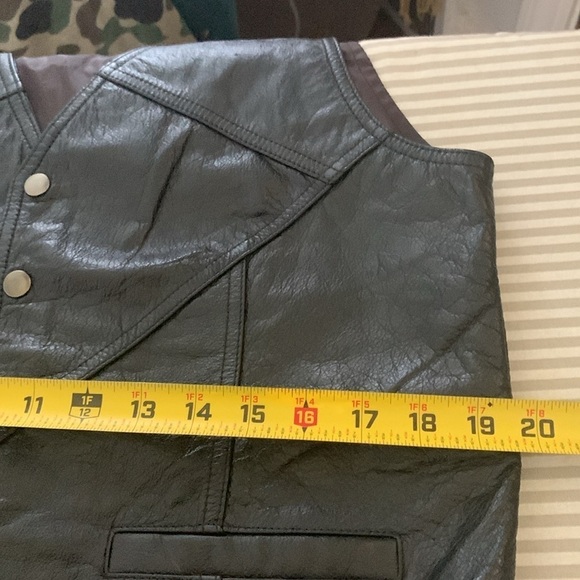 Ash Creek Trading Leather Vest Size L - Picture 11 of 12